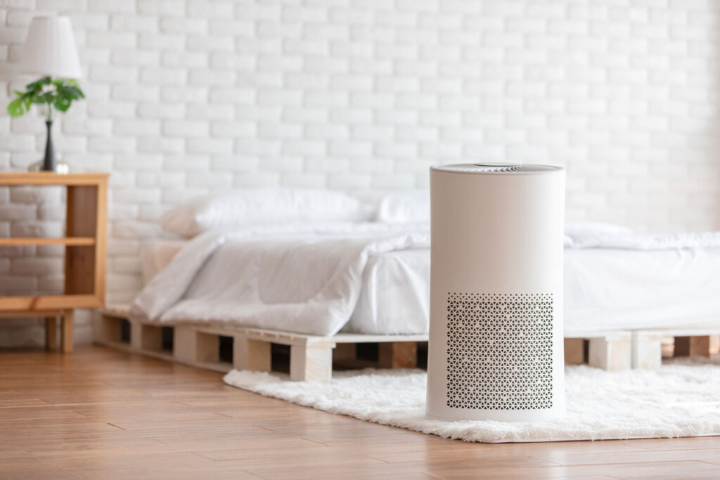 Purificateur d'air dans la chambre à coucher