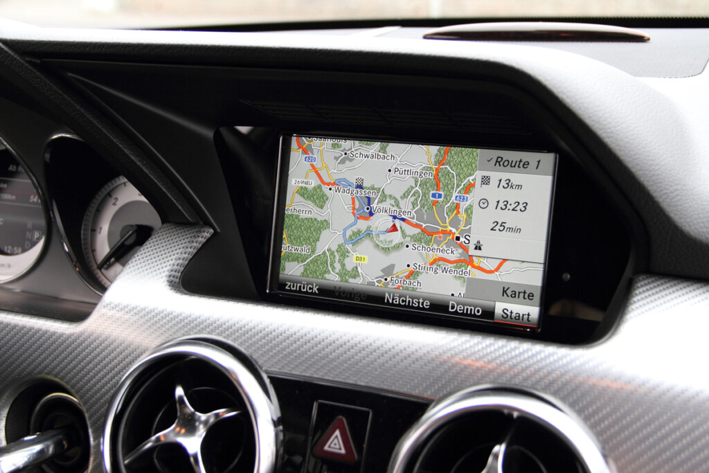 gps auto cartes mises a jour